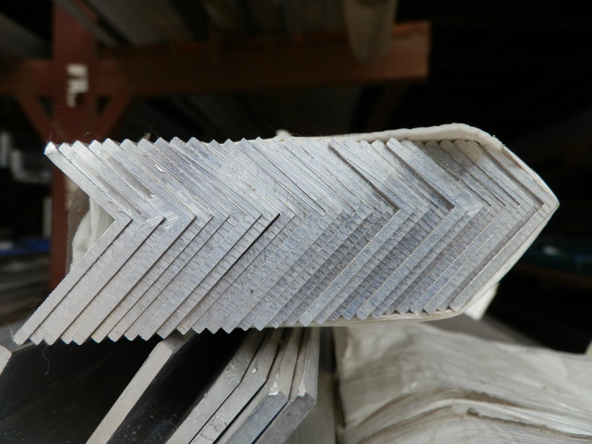 aluminum angle bar